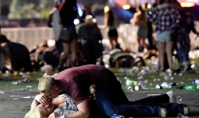 Число погибших при стрельбе в Лас-Вегасе возросло до 58