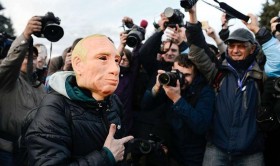 В России начались акции в поддержку Навального