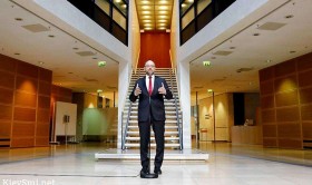 Лидер СДПГ Мартин Шульц возглавит МИД в новом кабмине Германии